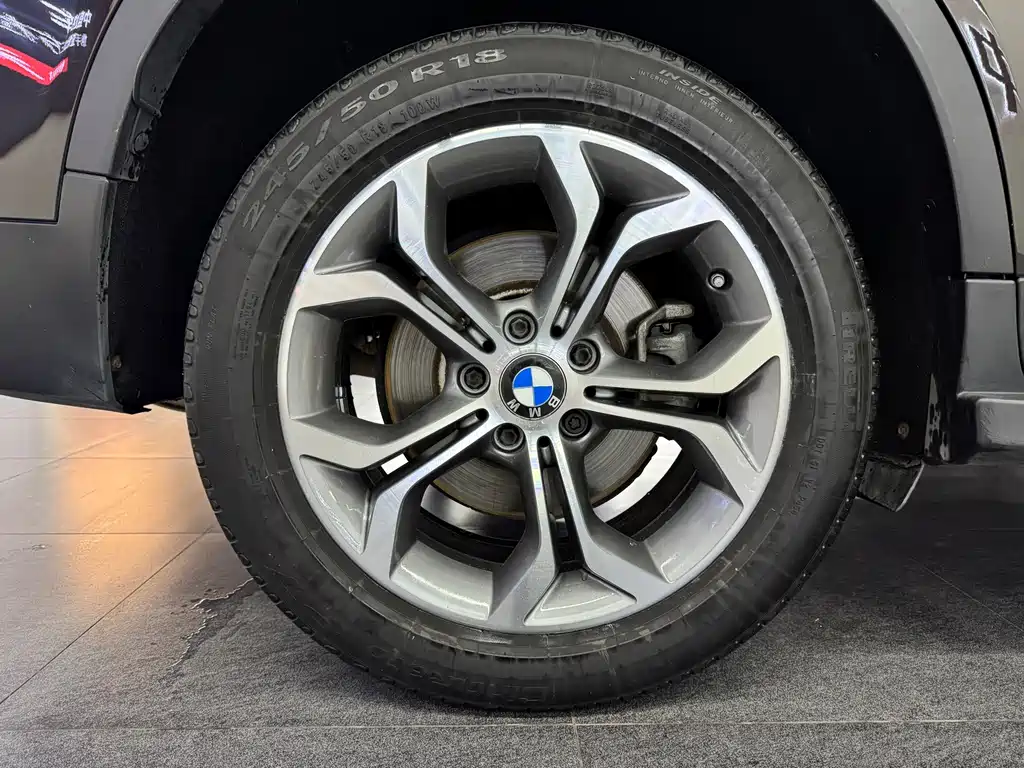 BMW X3 (Import) — миниатюра 15