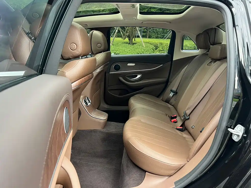 Mercedes-Benz E-Class E 2021 E 300 L Fashion