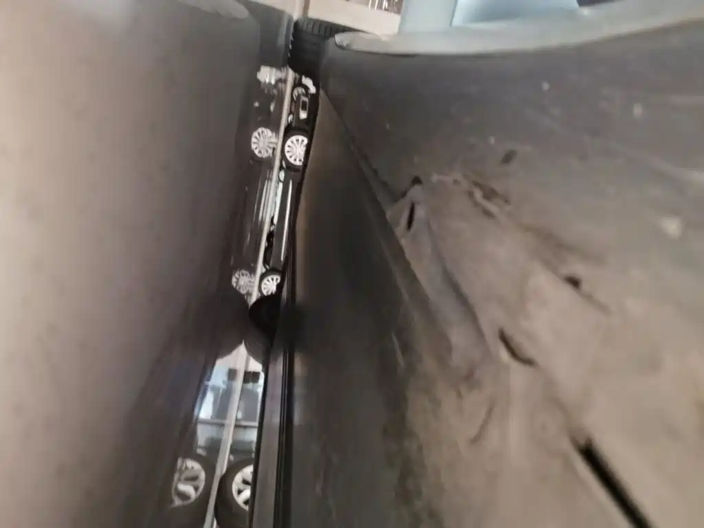 Tesla Model 3 — миниатюра 21