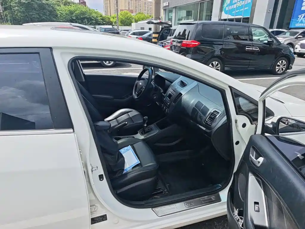 Kia K3S — миниатюра 11
