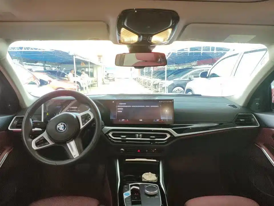 BMW i3 — миниатюра 8