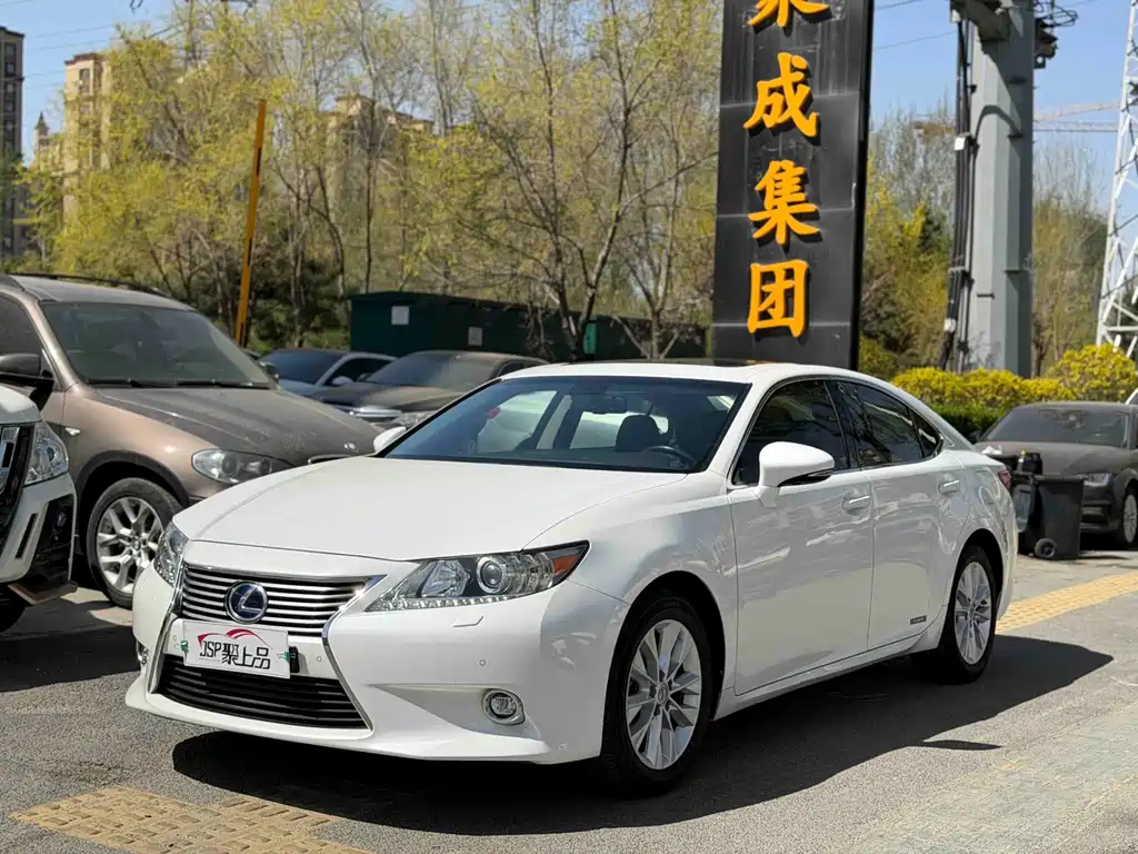 Lexus ES 2014