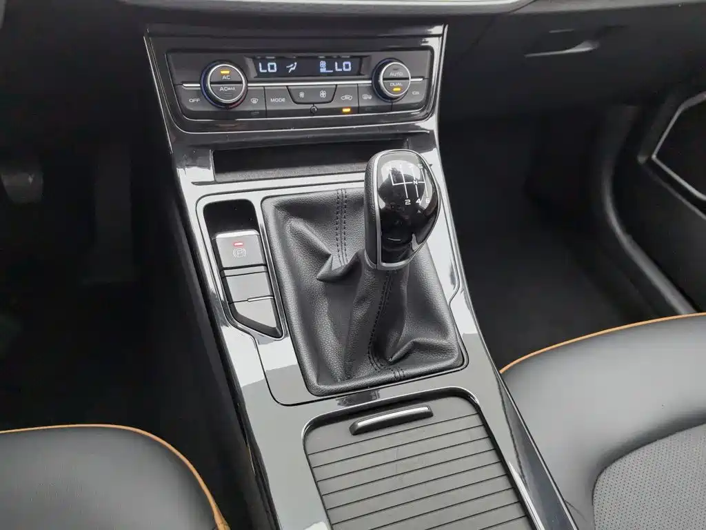 Geely Emgrand GL — миниатюра 13