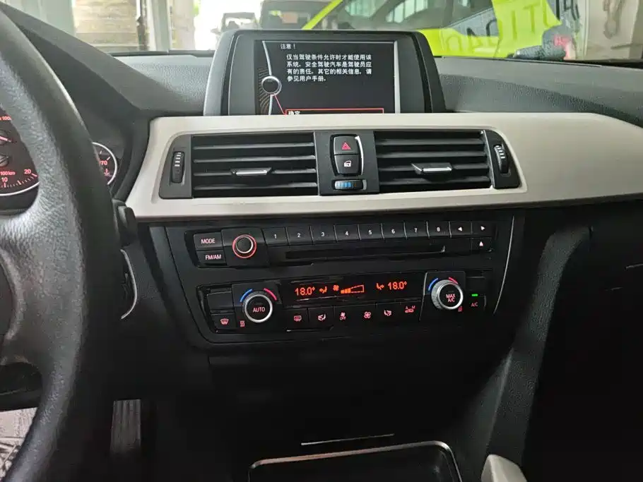 BMW 3 Series — миниатюра 13