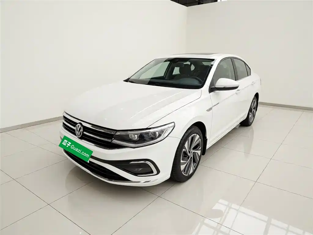 Volkswagen Bora 2023