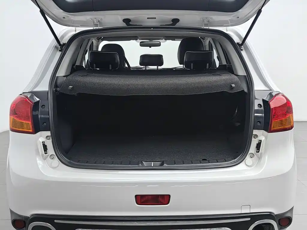 Mitsubishi ASX — миниатюра 16