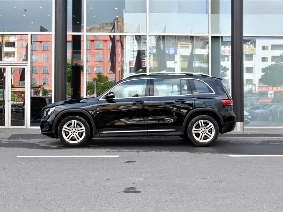 Mercedes-Benz GLB — миниатюра 3