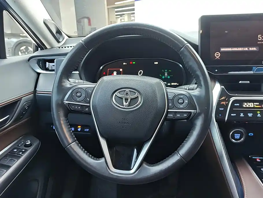 Toyota Harrier — миниатюра 15