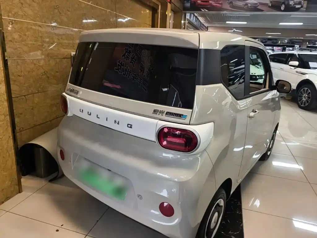 Wuling MINIEV — миниатюра 7