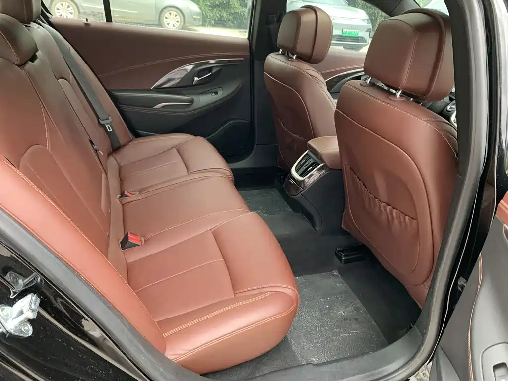 Buick LaCrosse — миниатюра 15