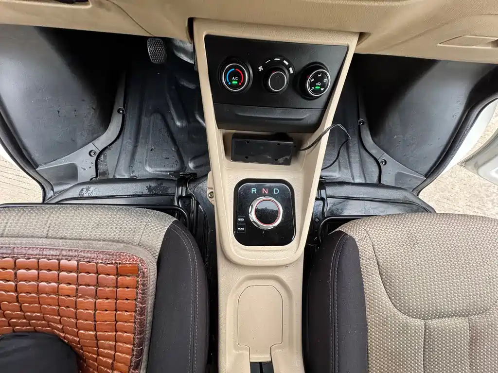 Kuayue Kuayue Star V7 EV — миниатюра 8