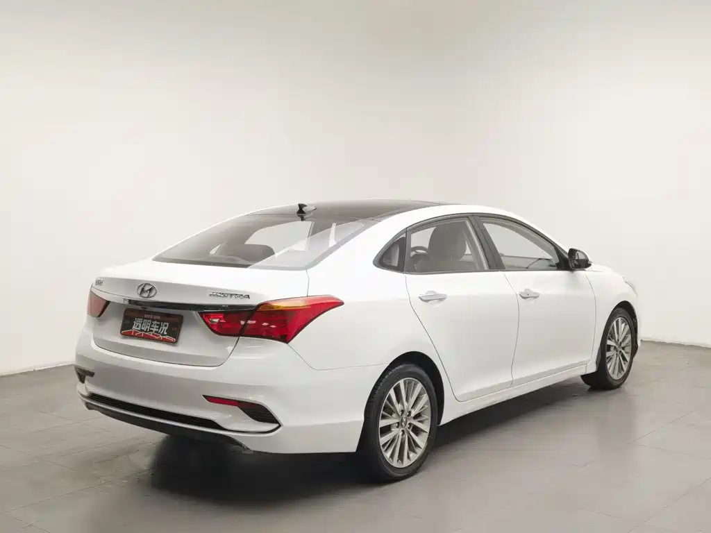 Hyundai Mistra — миниатюра 2