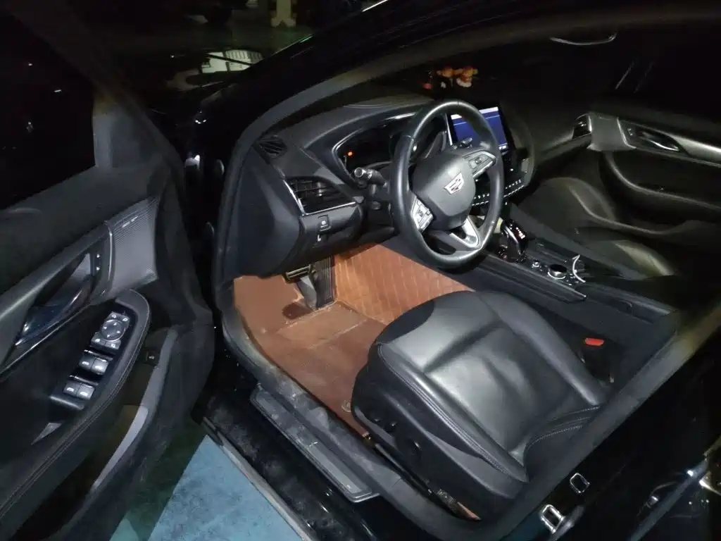 Cadillac CT5 — миниатюра 14