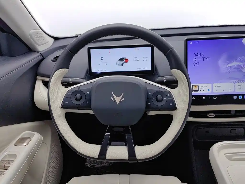 ARCFOX Beta T1 — миниатюра 11