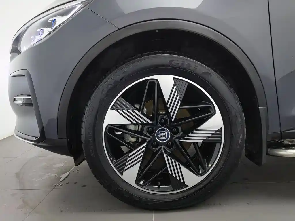 BYD Tang New Energy — миниатюра 17