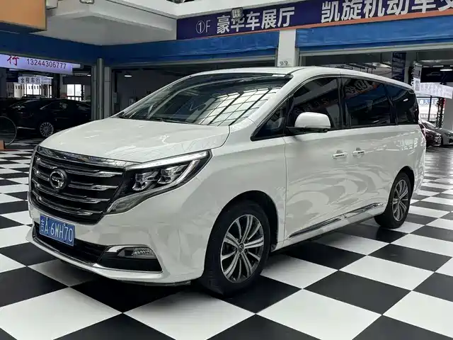 GAC TRUMPCHI M8 2019