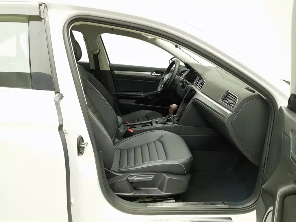 Volkswagen Lamando — миниатюра 23