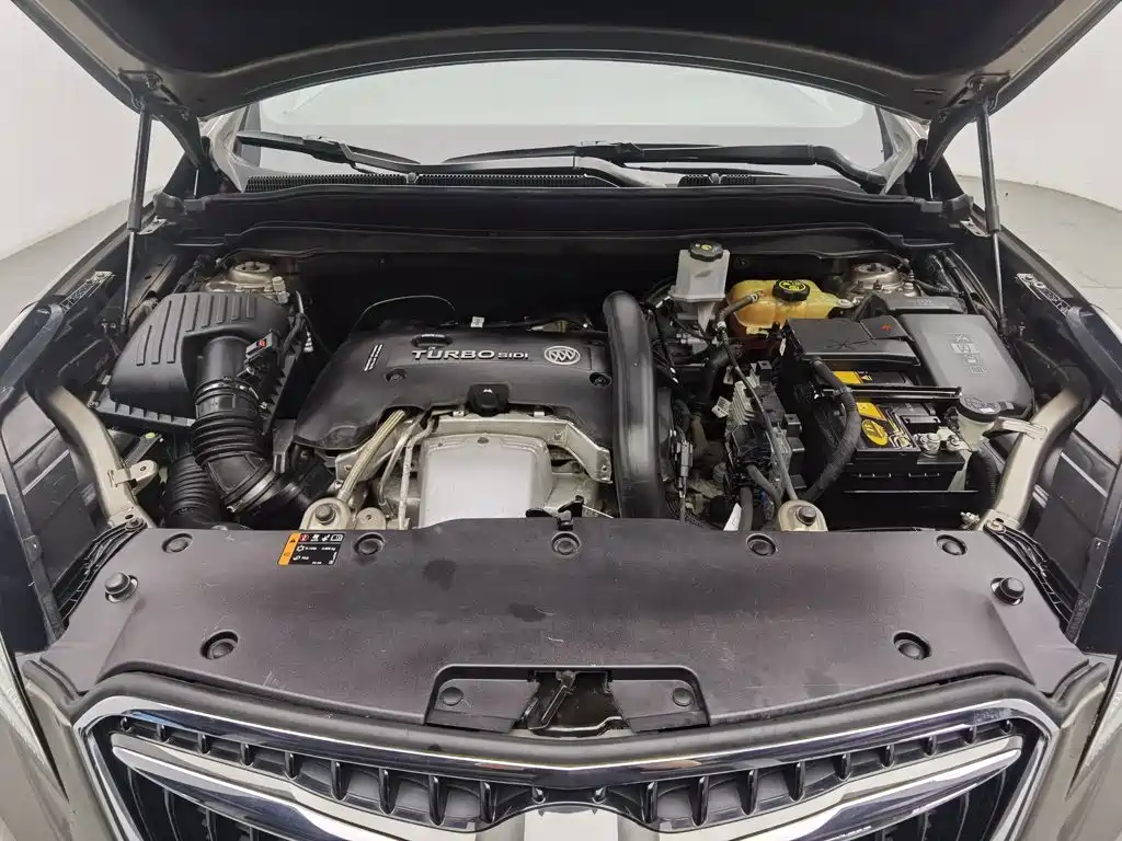 Buick Envision Plus — миниатюра 6