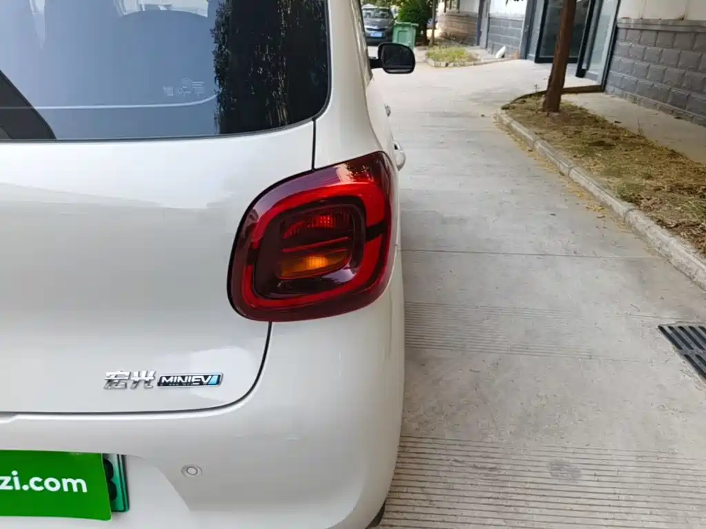 Wuling Mini EV MINIEV 2025