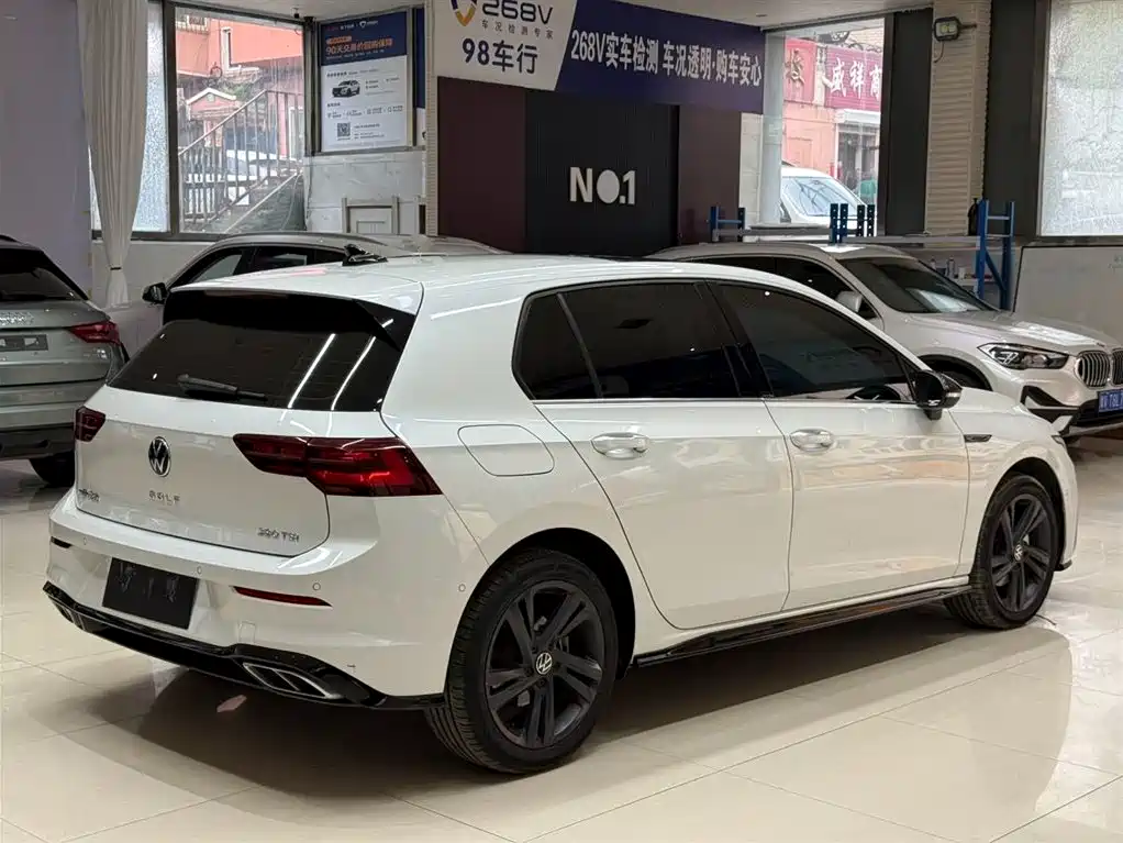 Volkswagen Golf 2023 280TSI DSG R-Line Lite