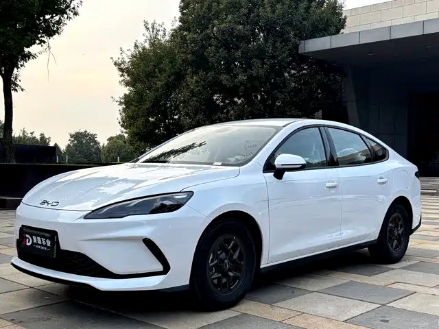 BYD SEAL 05 DM I 2025