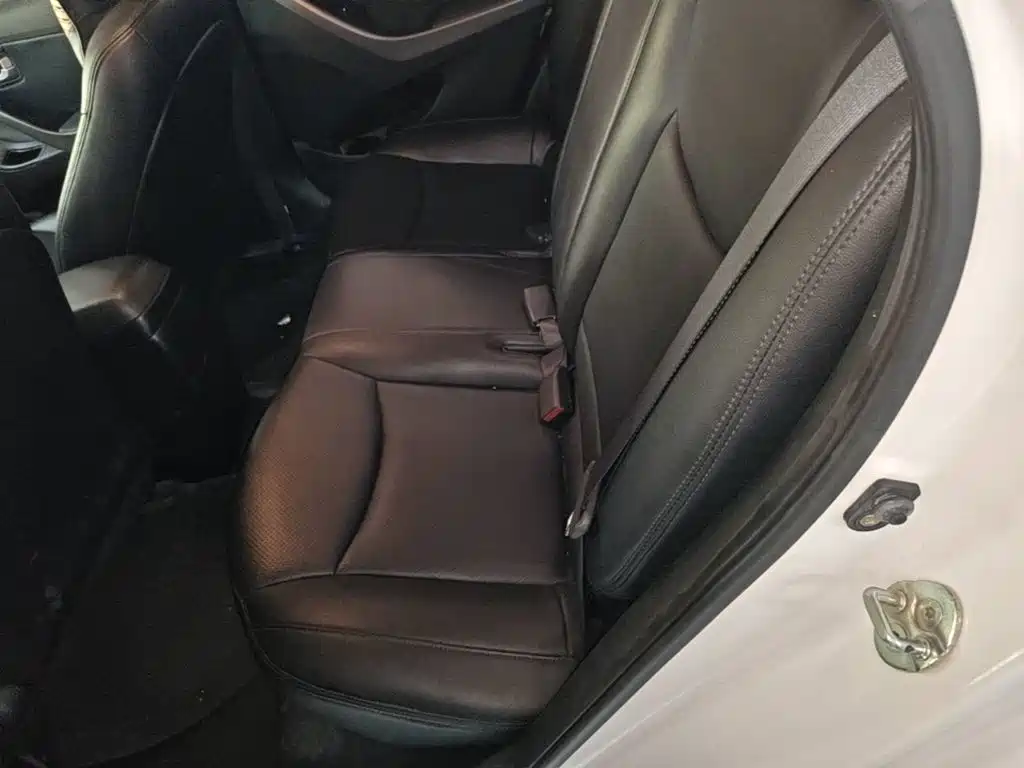 Hyundai Elantra Langdong — миниатюра 17