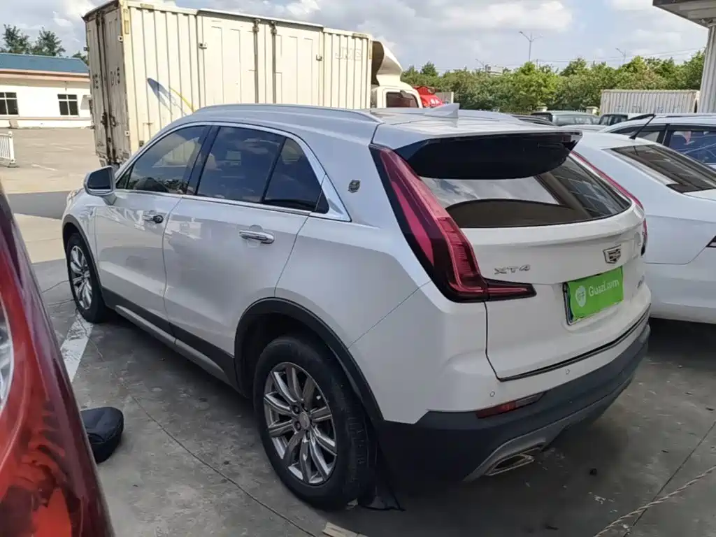 Cadillac XT4 — миниатюра 5
