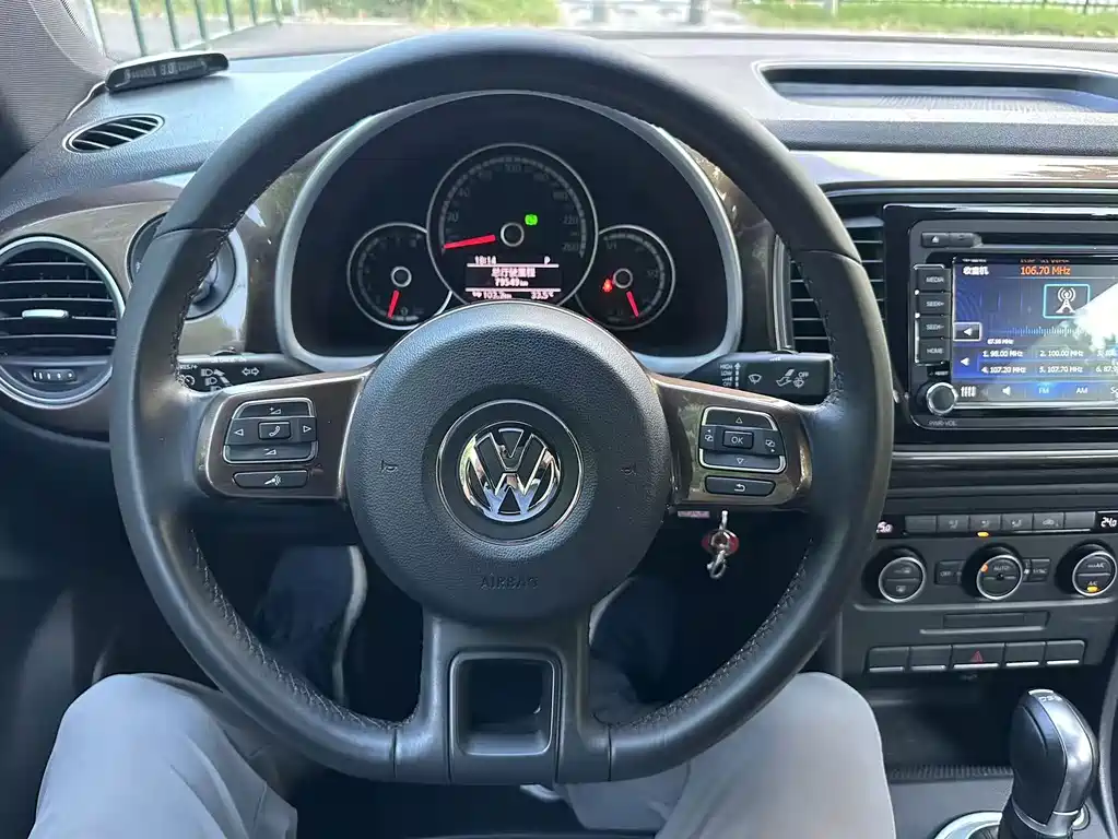 Volkswagen Beetle — миниатюра 7