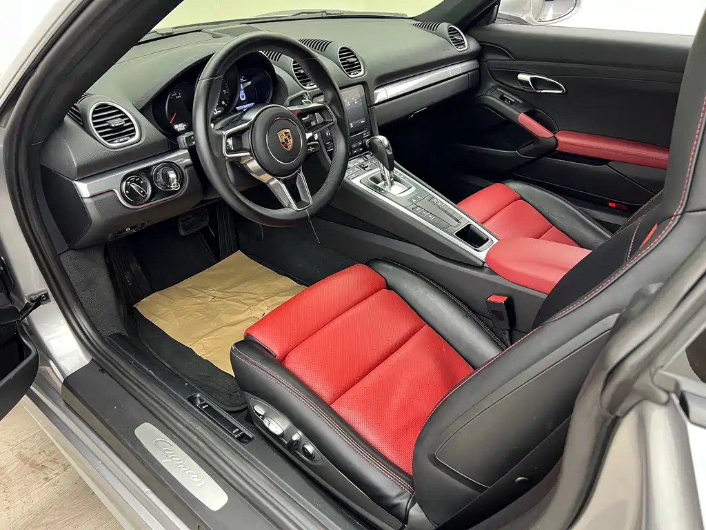 Porsche 718 2016 Cayman 2.0T