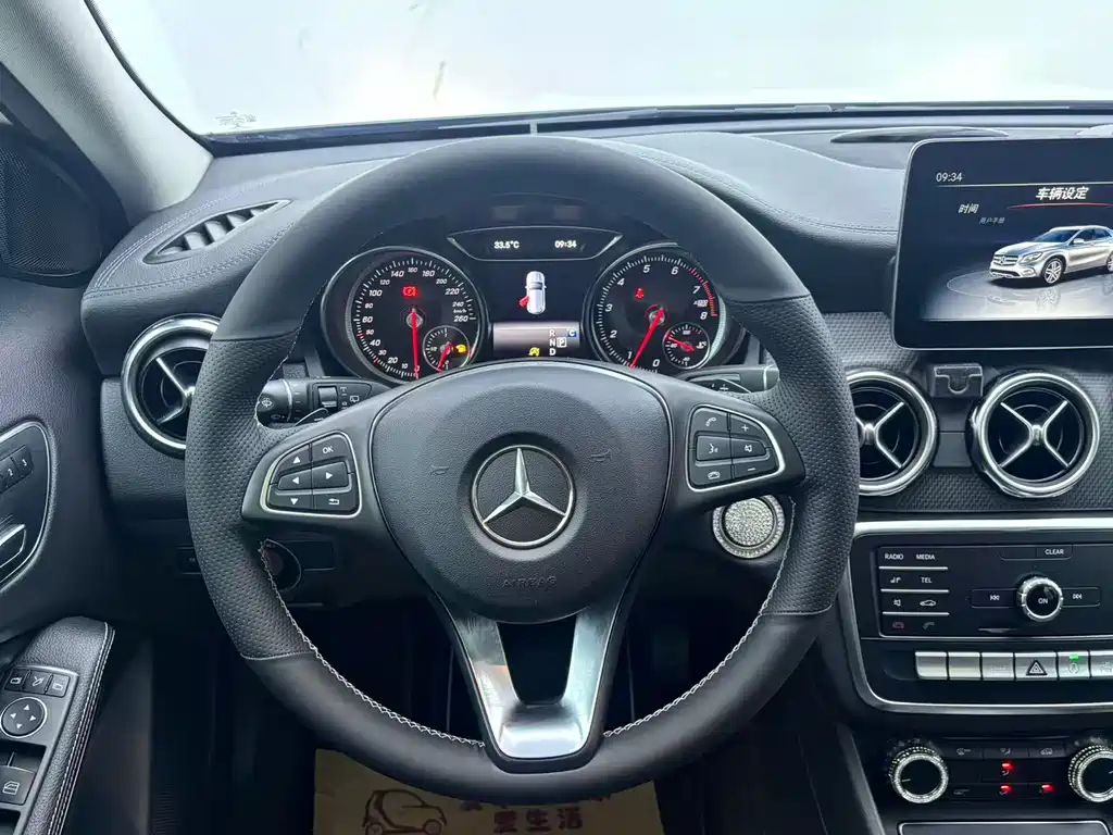 Mercedes-Benz GLA — миниатюра 15