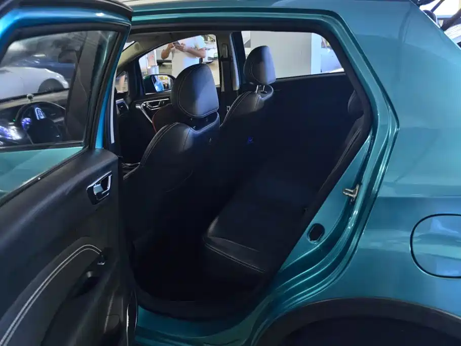 Geely Vision X3 — миниатюра 11