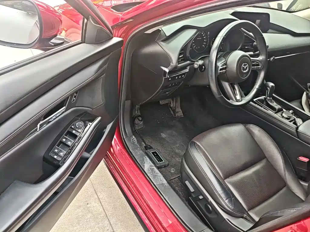 Mazda 3 Axela — миниатюра 16