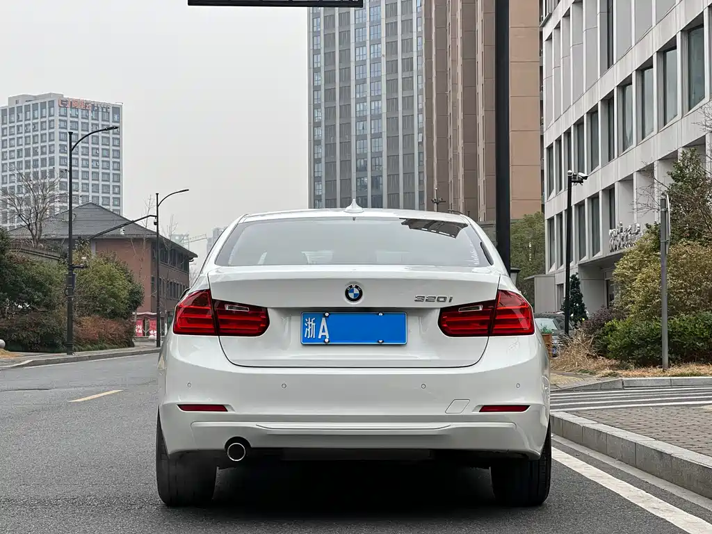 BMW 3 Series 3 2015 320i Fashion