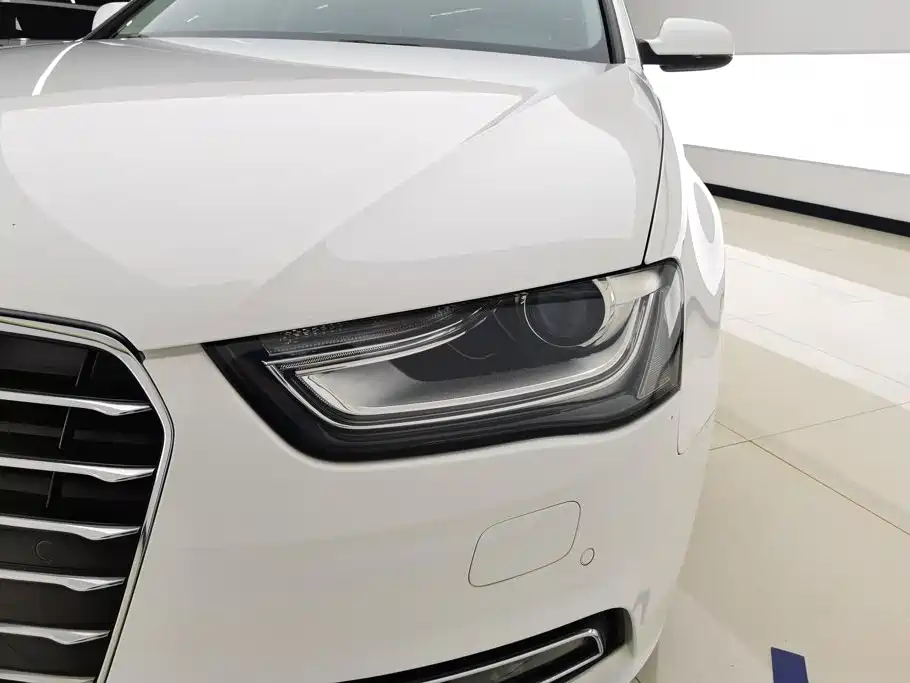 Audi A4L — миниатюра 5