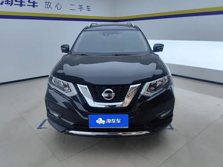 Nissan X-Trail 2.0 л 2021 г. Чёрный, пробег 22799 км