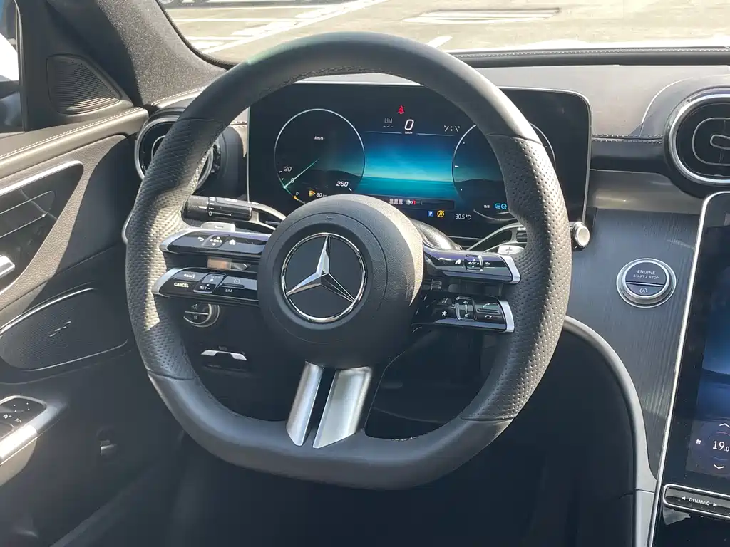 Mercedes-Benz C-Class — миниатюра 9