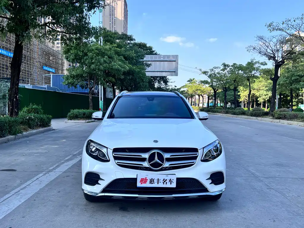 MERCEDES-BENZ GLC