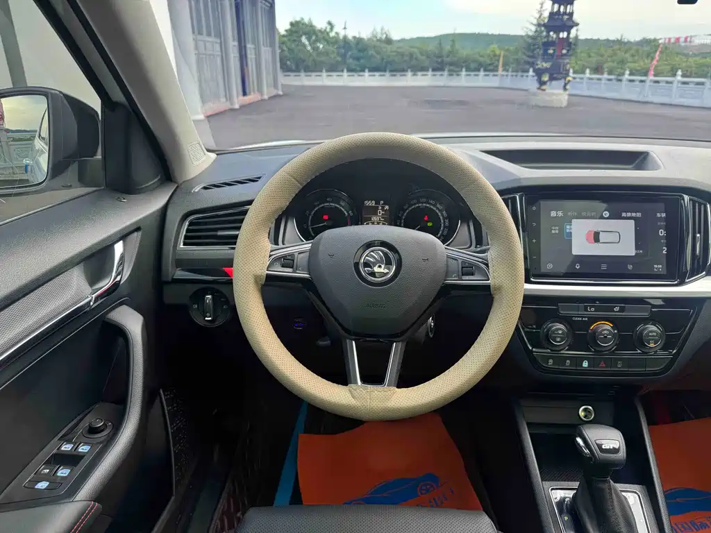 Skoda Kamiq Facelift GT 1.5L Auto Premium Enjoy Edition, фото 16