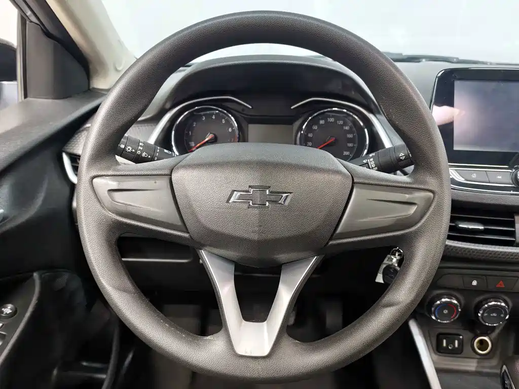 Chevrolet Cavalier — миниатюра 9