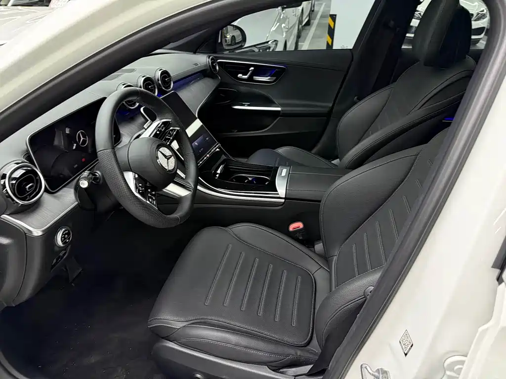 Mercedes-Benz C-Class — миниатюра 5