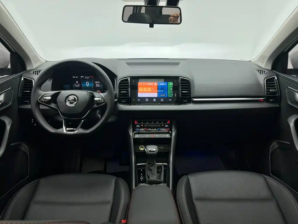 Skoda Karoq TSI280 Premium Edition, фото 12