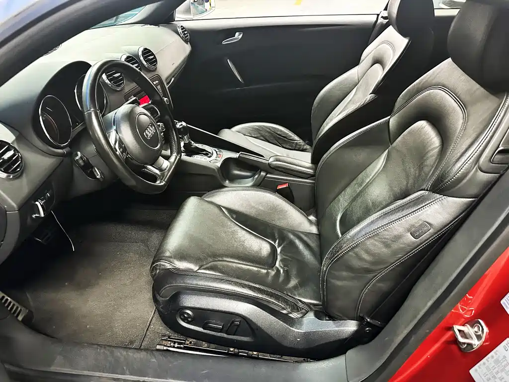 Audi TT — миниатюра 10