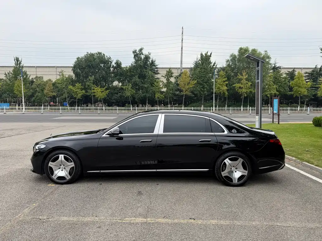 Mercedes-Benz S-Class — миниатюра 3