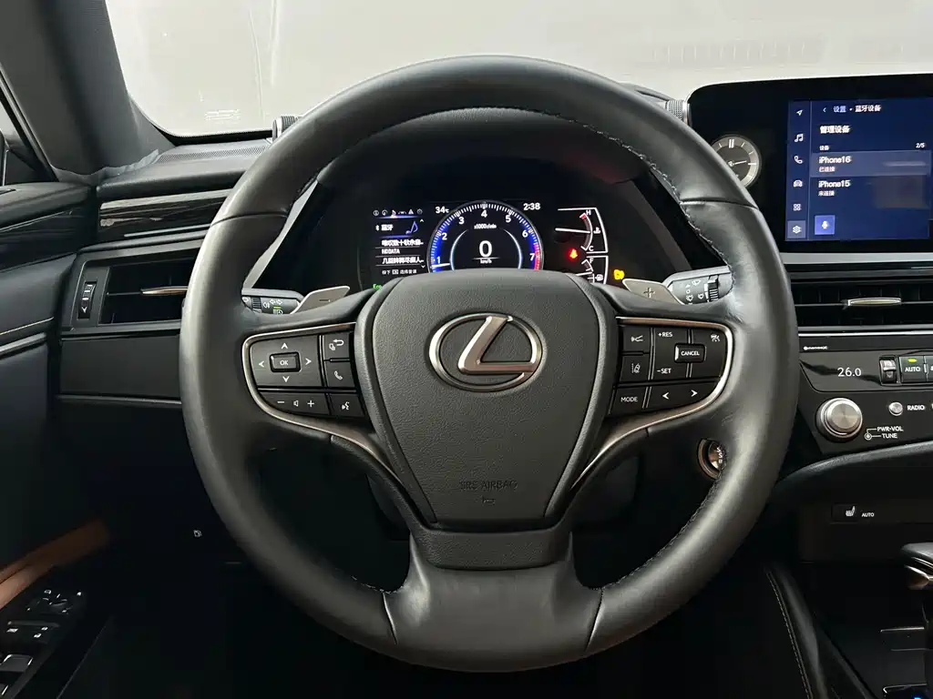 Lexus ES — миниатюра 26