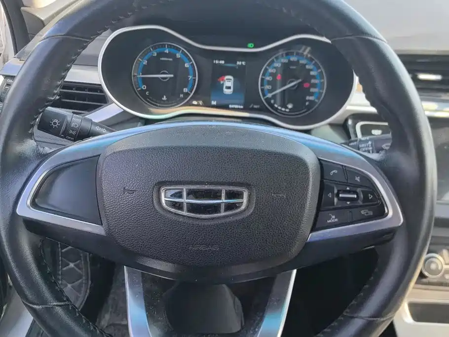 Geely Emgrand — миниатюра 15