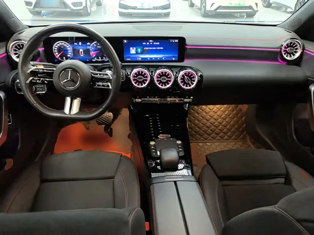 Mercedes-Benz A-Class — миниатюра 10