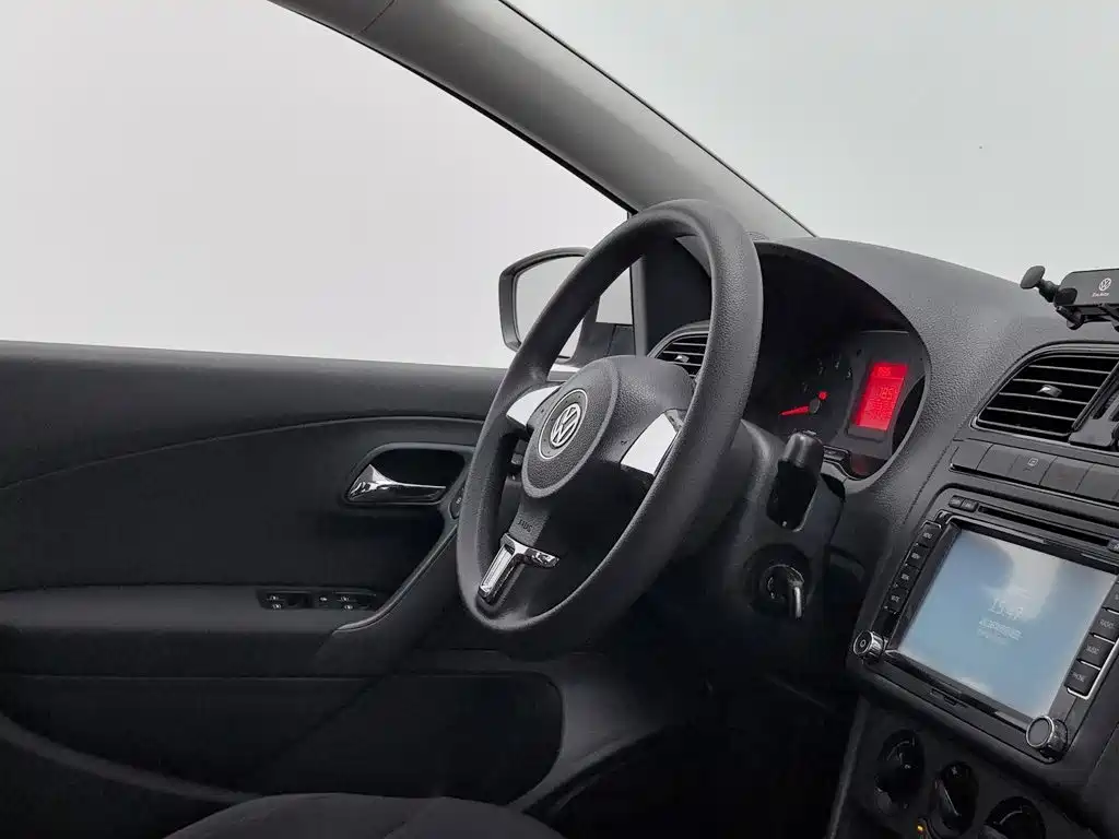 Volkswagen Polo — миниатюра 22