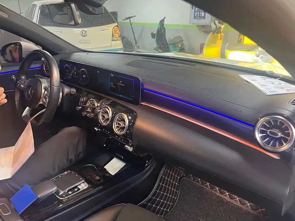 Mercedes-Benz A-Class — миниатюра 4