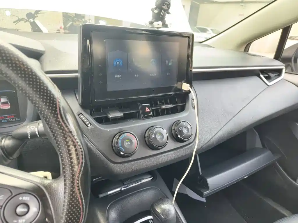 Toyota Corolla — миниатюра 9
