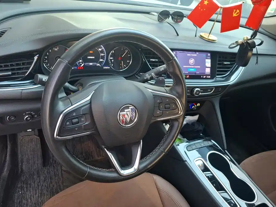 Buick Regal — миниатюра 12